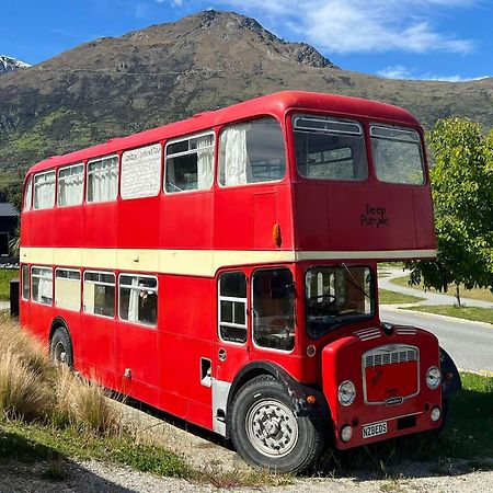 Decker Daze Queenstown Bagian luar foto