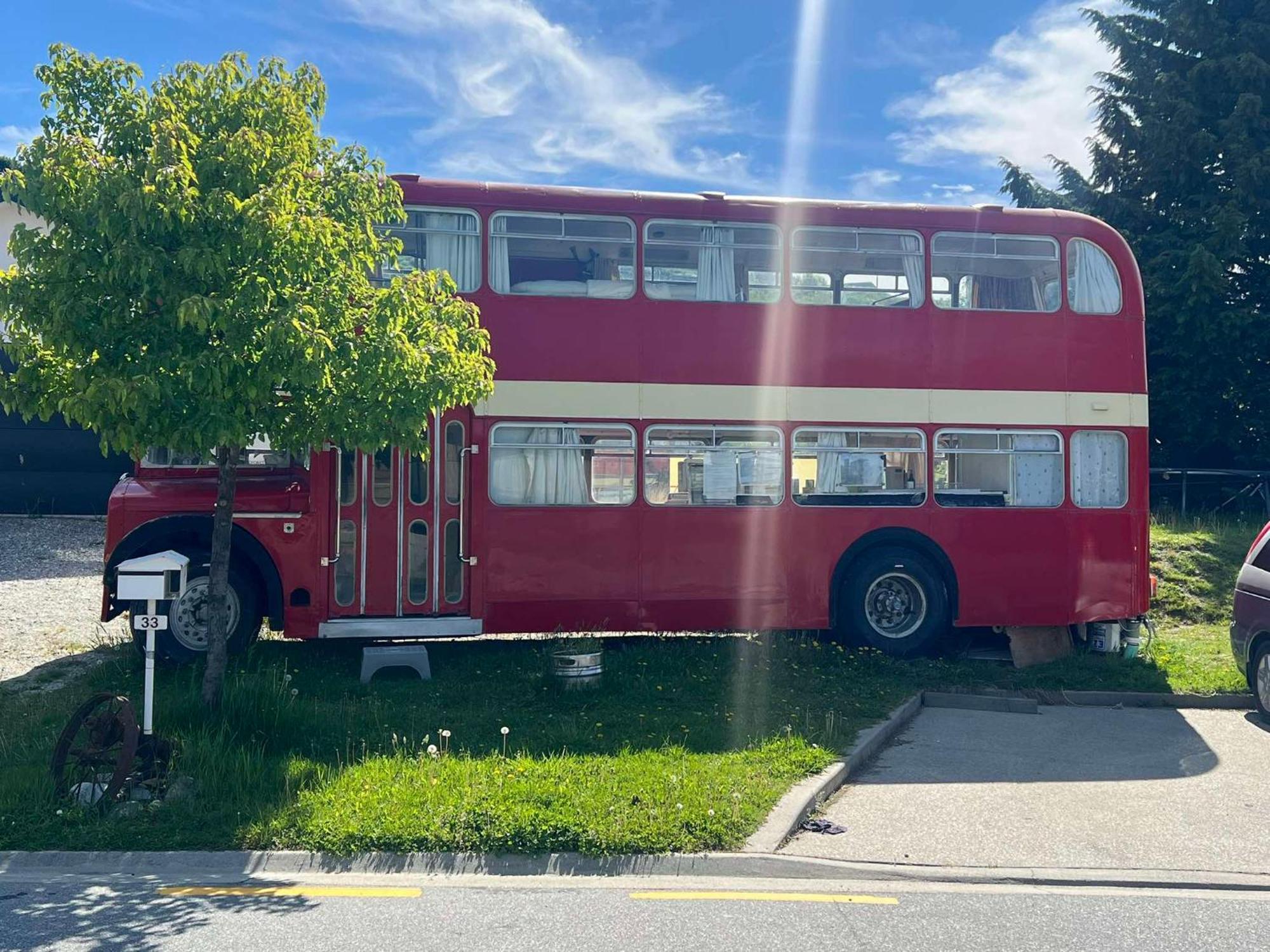 Decker Daze Queenstown Bagian luar foto